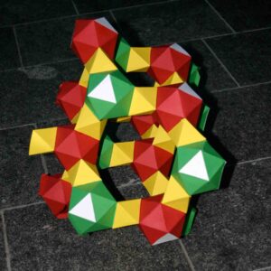 Der unendliche platonische Körper {3, 7}