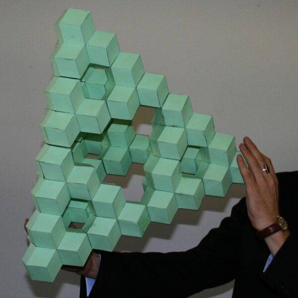 Das Sierpinski-Tetraeder aus Rhombendodekaedern