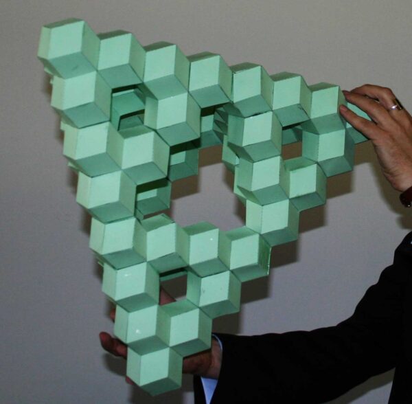 Das Sierpinski-Tetraeder aus Rhombendodekaedern