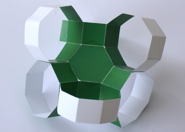 k55b Der Ameisenhügel mit den Achtecken